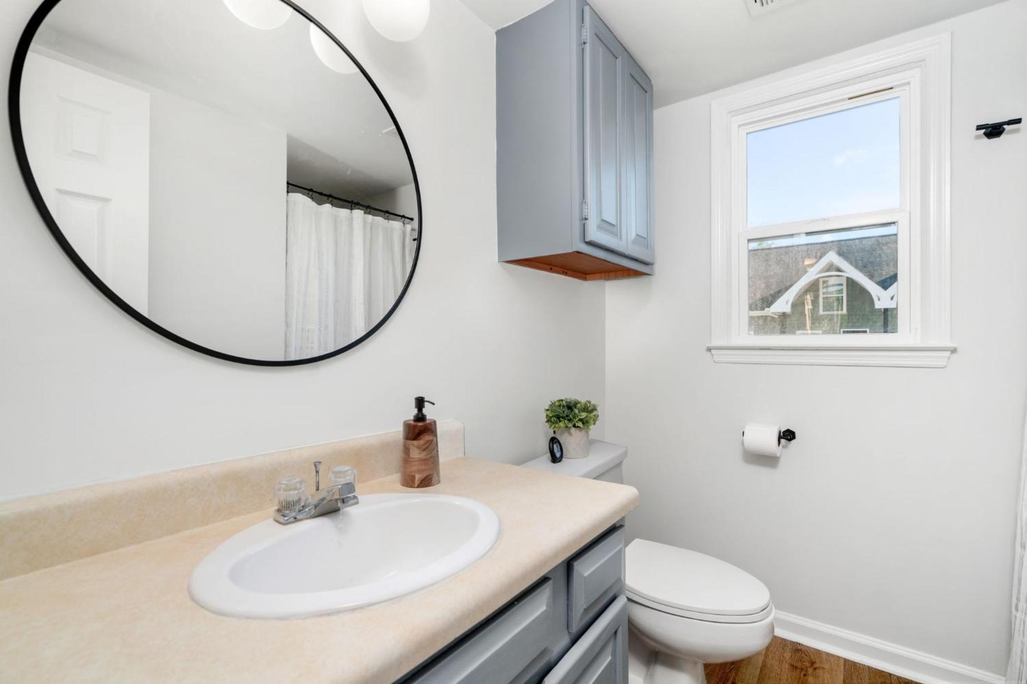 Ferienwohnung Remodeled And New - Walk To Downtown Auburn Exterior foto